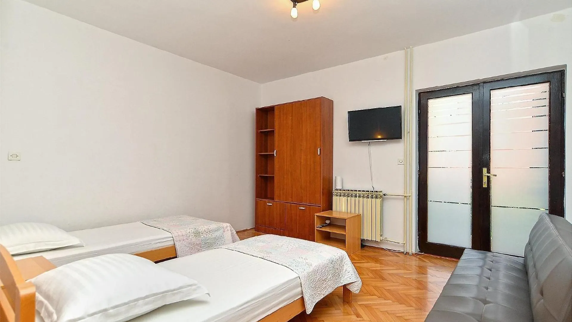 Ferienwohnung Fuer 5 Personen Ca 50 Qm In Fazana-Surida, Istrien Istrische Riviera Valbandon Croatia